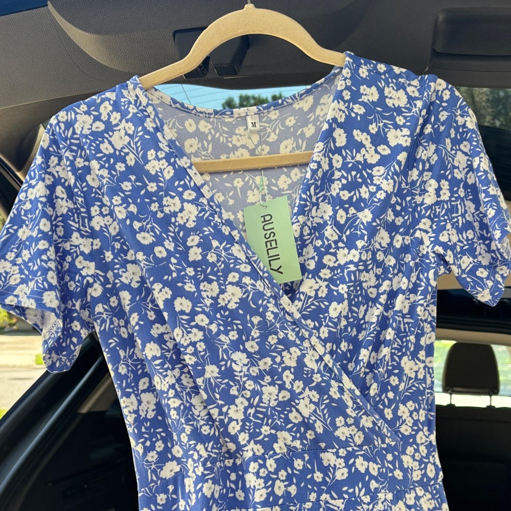 Auselily Chic Blue Floral Maxi Dress - Picture 2 of 7